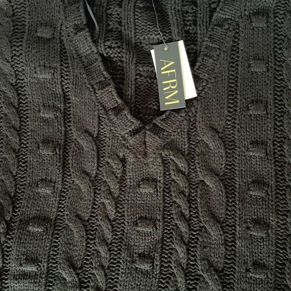 AFRM Boston long cable V-neck sweater black - oversized sz S - Picture 3 of 5